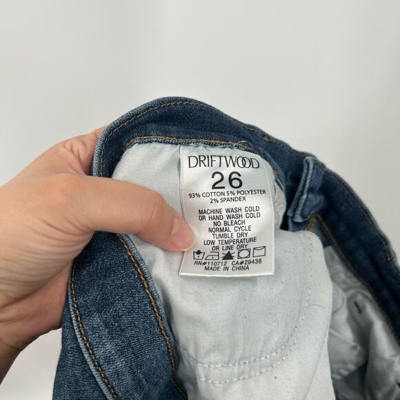 Driftwood Mid-Rise Jackie Floral Embroidered Skinny Jeans - Picture 7 of 7